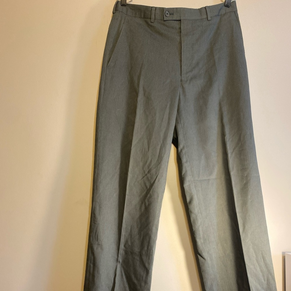 J. Ferrar Trousers 34x34 Gray Pinstripe Single Pleat Casual Dress‎ Pants